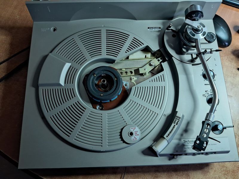 Technics SL 1950 1037 фото
