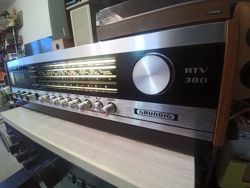 Grundig RTV 380 1057 фото