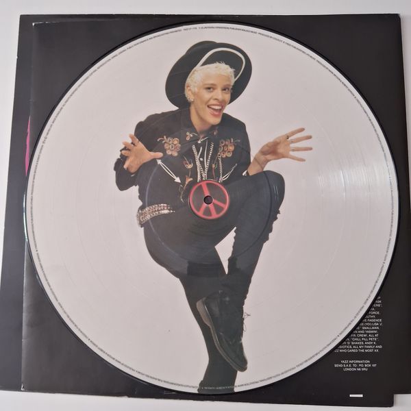 Yazz &lrm;&ndash; Wanted 90458 фото